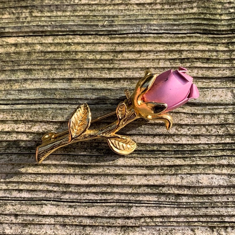 Gold and Pink Rose Brooch - Elegant Floral Women’s Jewelry